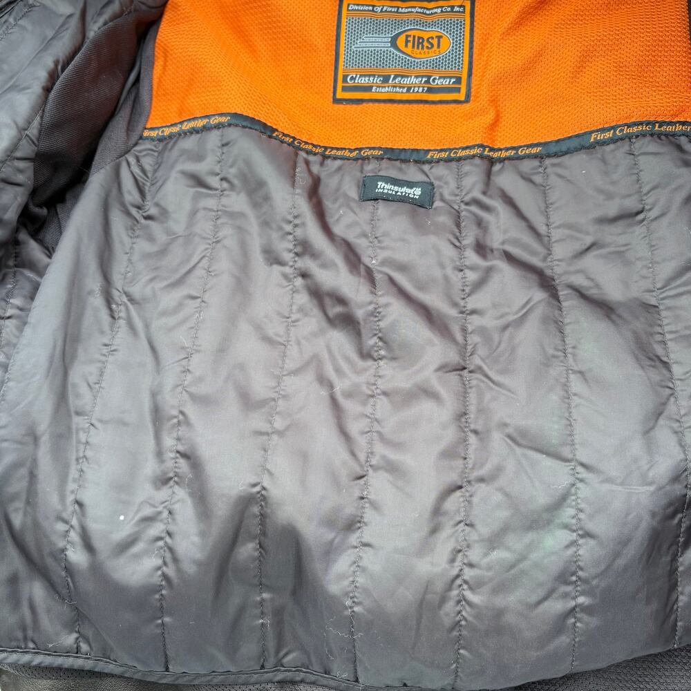 First Classics leather jacket, size small - Picture 5 of 8